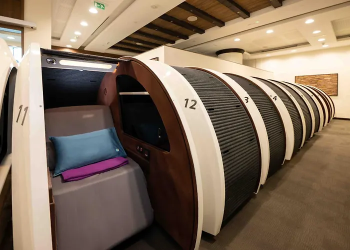 Sleepover Terminal 3, Concourse A - Formerly Sleep 'N Fly Dubái