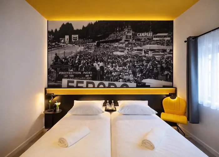 Boutique Hôtel, La Cour de la Reine&Rooftop Spa