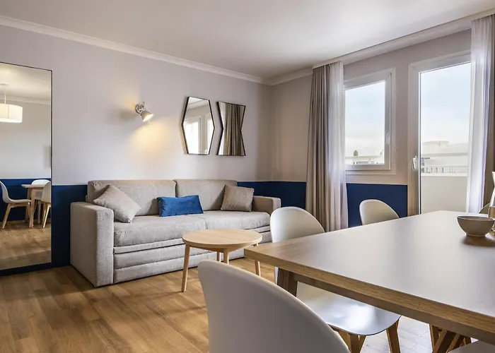 Aparthotel Adagio La Défense Kléber Courbevoie