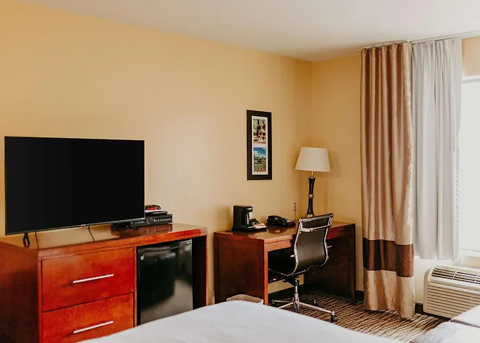 Comfort Inn Pomona Near Fairplex