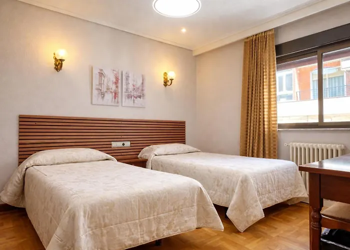 Hotel Castellano I