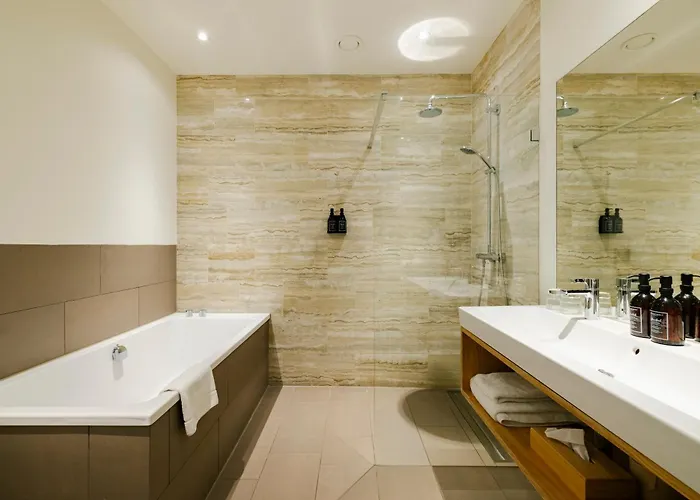 Hotel Bleecker By Bhc Bloemendaal