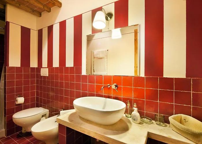 Bosco Ai Marzi - 2 Apartments With Shared Pool Poggibonsi