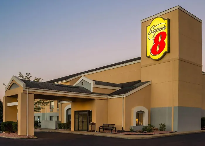 Super 8 By Wyndham Jasper Hotel