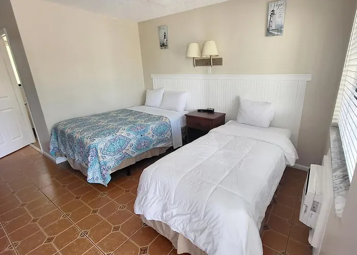 Lake Worth Beach Hotels