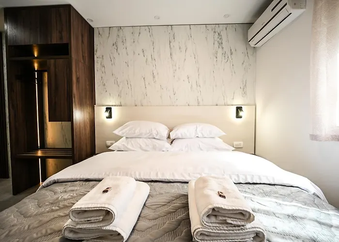 Laurea Rooms Split