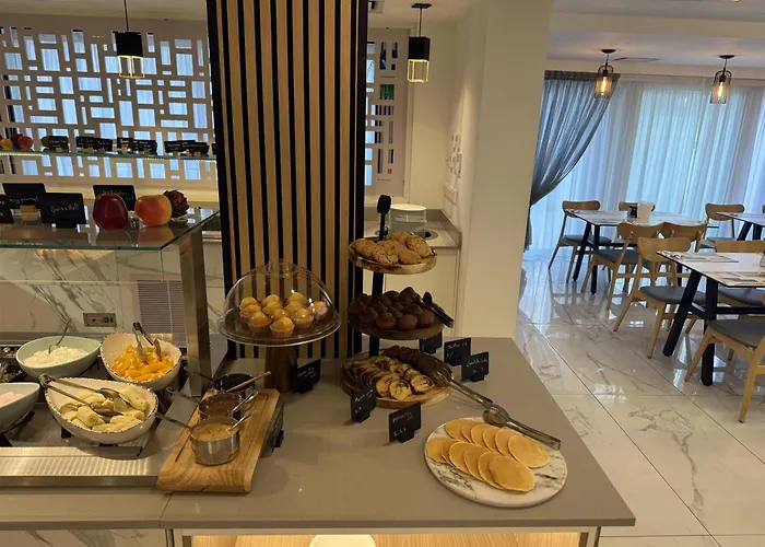Larnaca Hotels