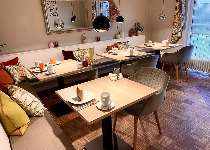 Pension Luuward 3 Sterne Superior Hotel