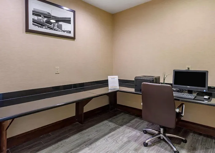 Comfort Suites Olive Branch - Memphis South