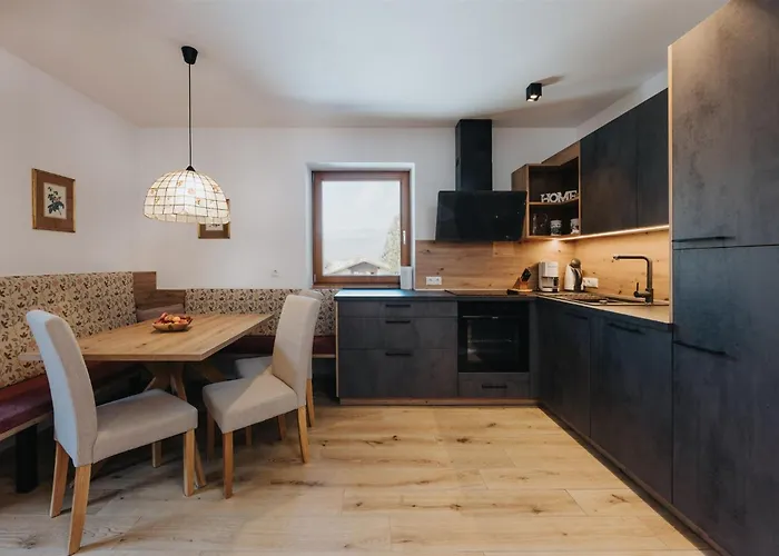Residence Obermoarhof - Family Apartments With Pool & Playground Vandoies