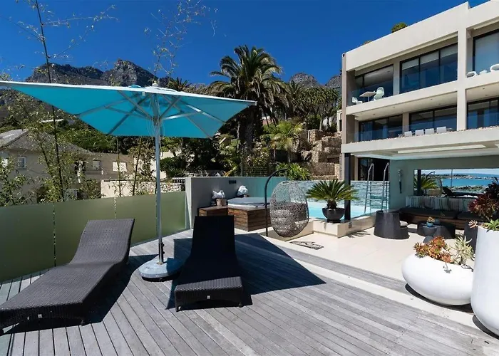 Azamare Guest House Le Cap
