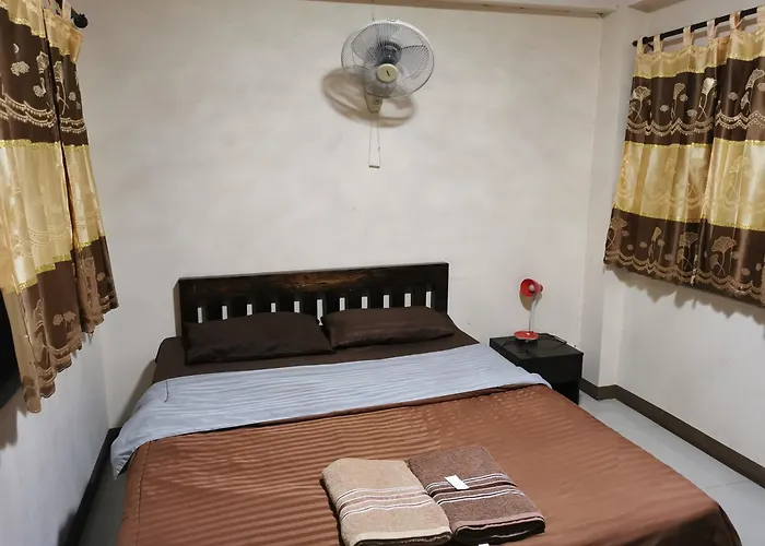 Hotel Dutch Guest้้House Chiang Mai