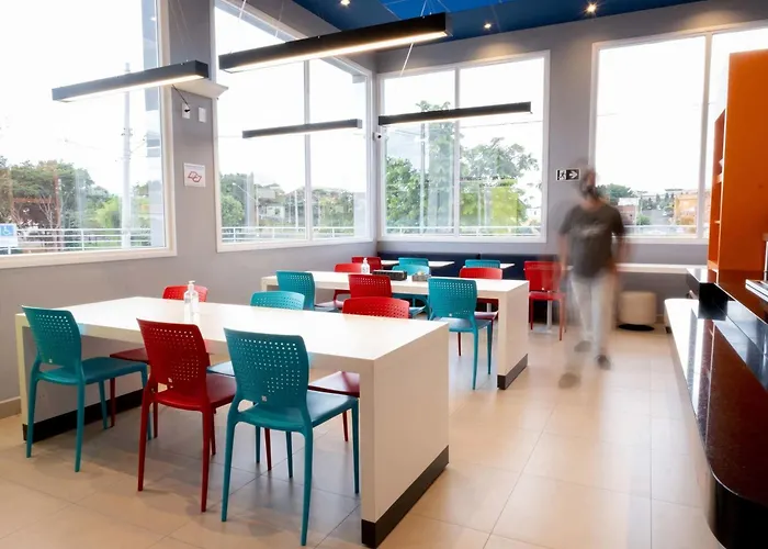 Ibis Budget Leme Sp