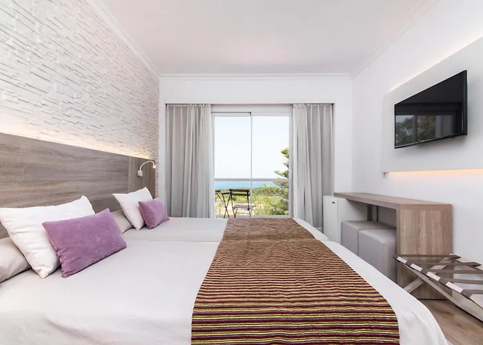 Hotel a Font de sa Cala