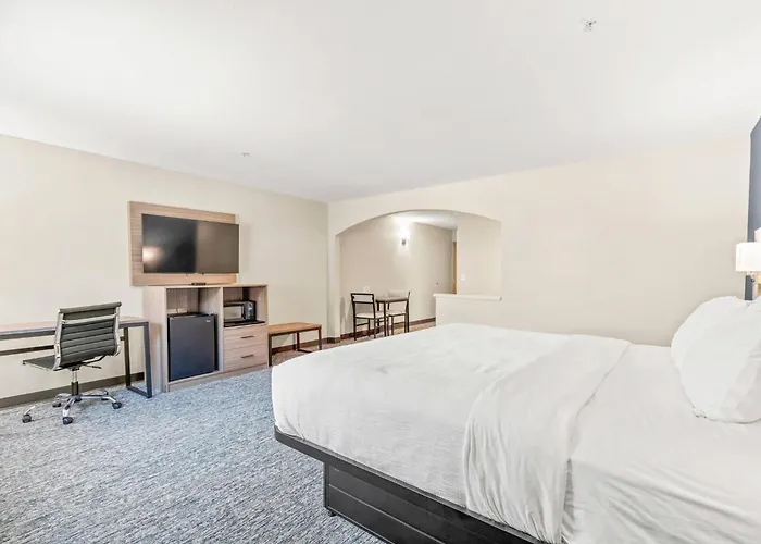 Quality Inn & Suites On The River Glenwood Springs