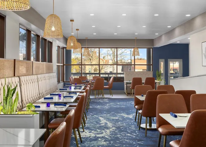 Doubletree By Hilton Salisbury Hotel
