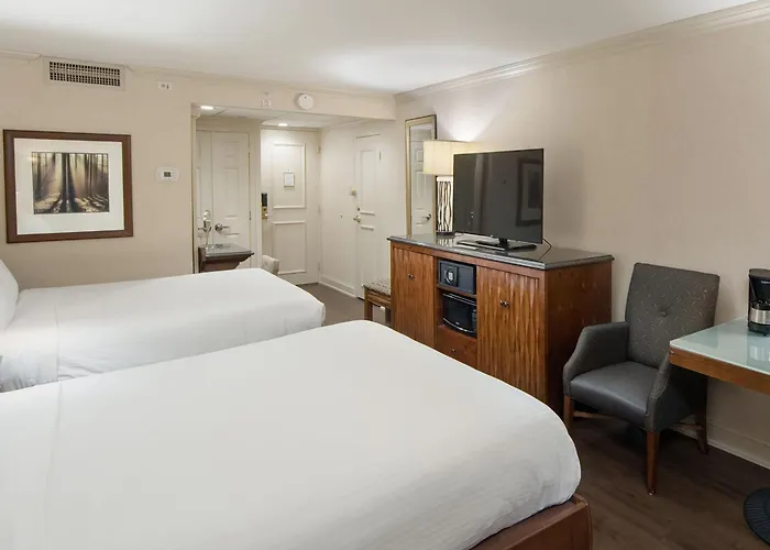 Eden Resort And Suites, BW Premier Collection Rohrerstown