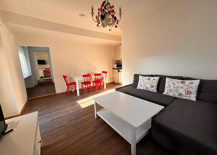 Beausite Garden Apartment&Budget Rooms Unterseen