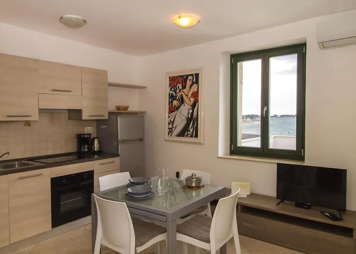 Apartments Umag Center, Seafront With Terrace In Umago