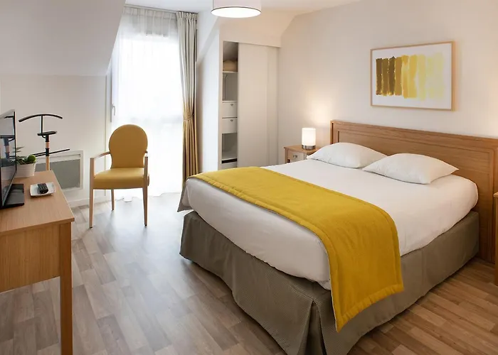 Aparthotel Domitys - Les Mégalithes Roses à Perros-Guirec