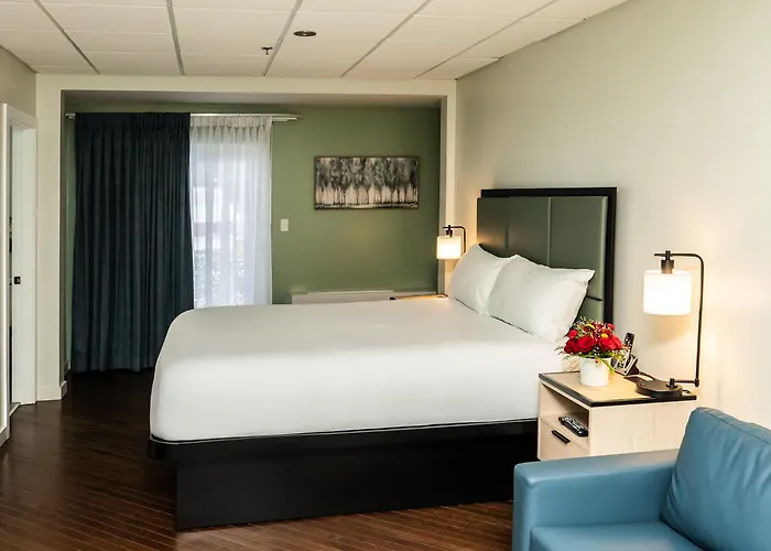 Skky Hotel Whitehorse