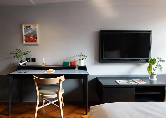 Reddot Hotel