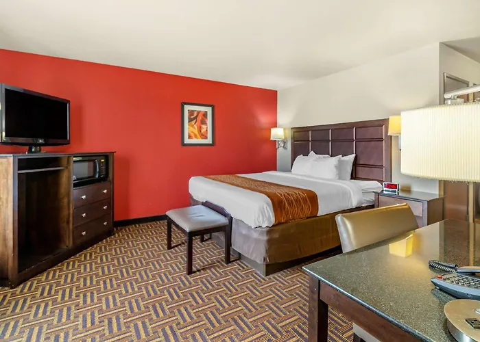 Legend Hotel Minot