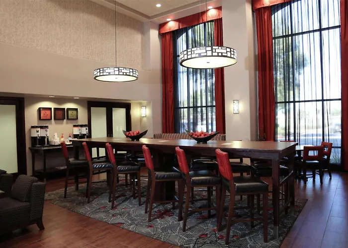 Hampton Inn & Suites Temecula