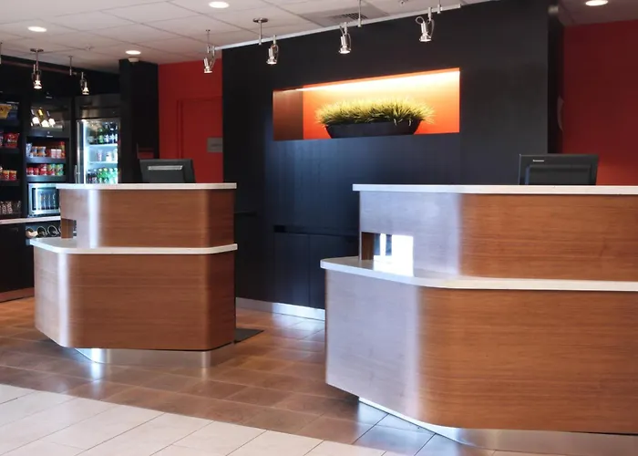 Courtyard By Marriott Salinas Monterey Hotel
