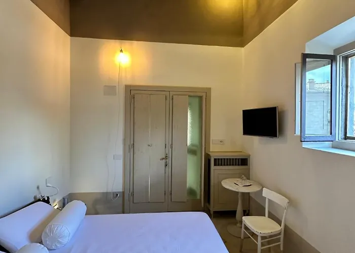 B&B A Piazza del Gesù