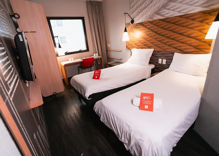 Ibis Santos Gonzaga Praia