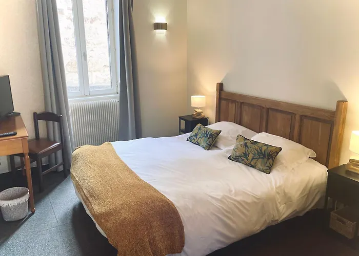 Hôtel des Cymaises Semur-en-Auxois