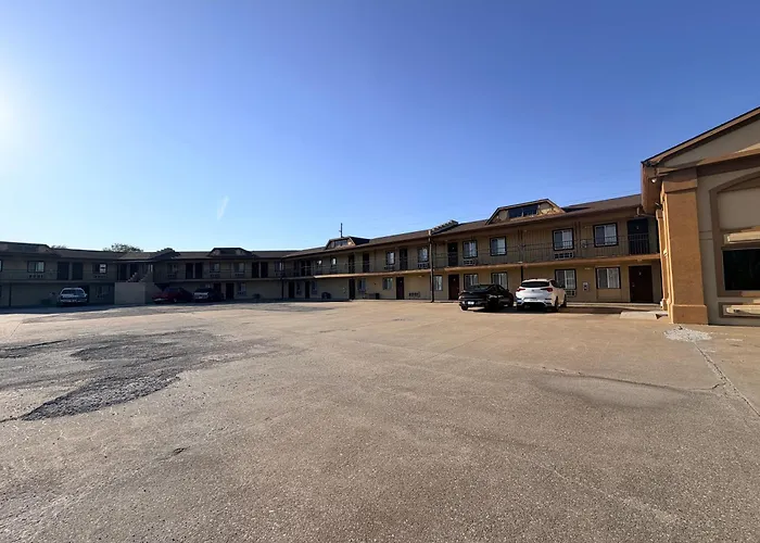 Regal Inn Coffeyville Ks Us 169