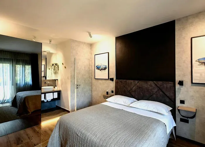 Scuderia Split Rooms