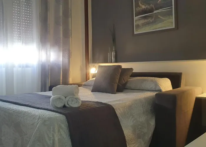 Luna-Guest Rooms