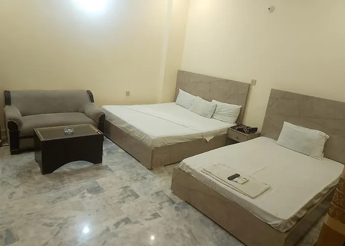 Hotel Crown Plaza, Near Karachi Airport, Darul Sehat Hospital, Dow, Agha Khan And Liaqat Hospital