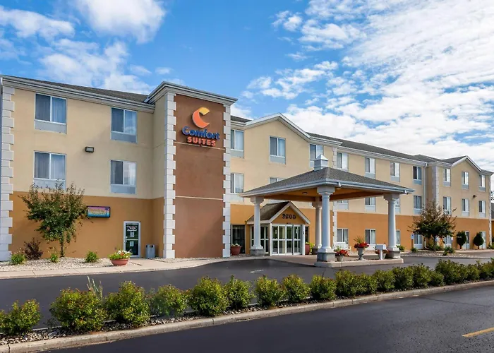 Comfort Suites Escanaba West