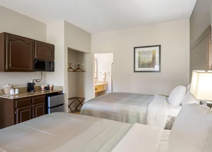 Quality Suites Hickory South
