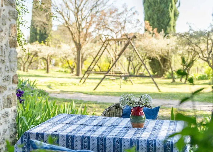 Bed and Breakfast Les Olivettes le mazet à Uzès