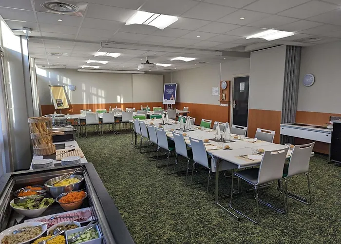 Hotel ibis Styles Marseille Aéroport à Vitrolles 