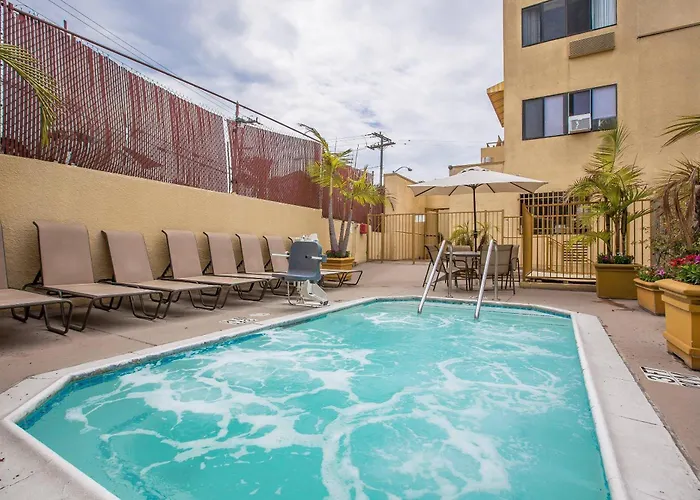 Quality Inn & Suites Hermosa Beach