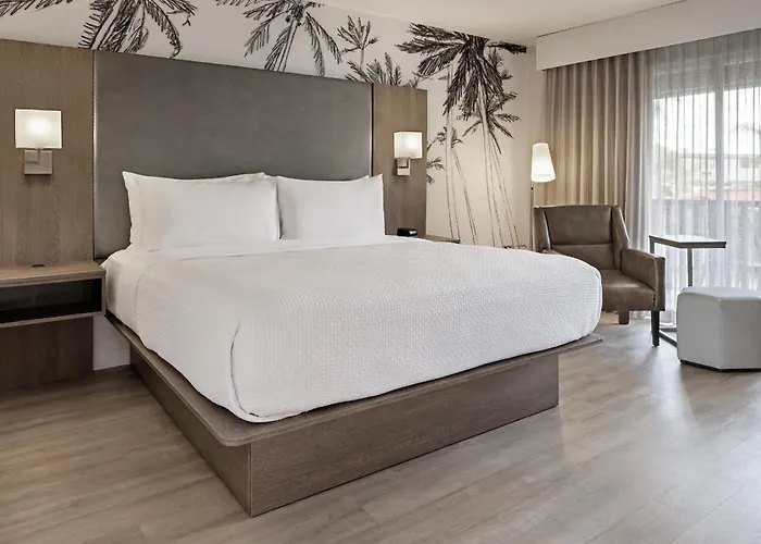 Best Western Plus Pepper Tree Inn