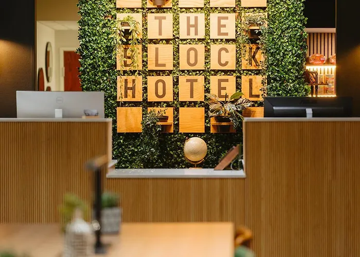The Block Hotel Bentonville