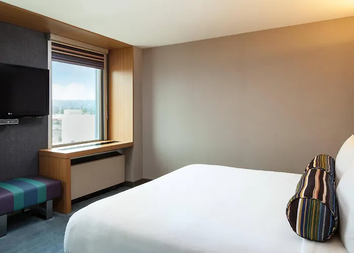 Aloft San Francisco Airport