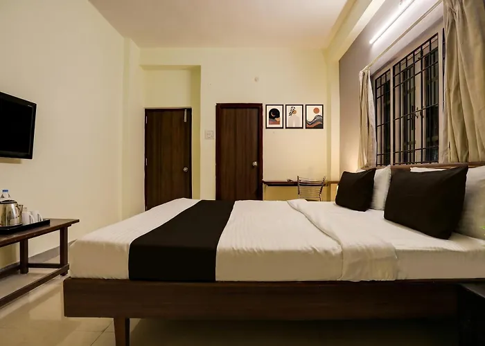 Super Collection O Begumpet Formerly Alpine Glow Sunrise