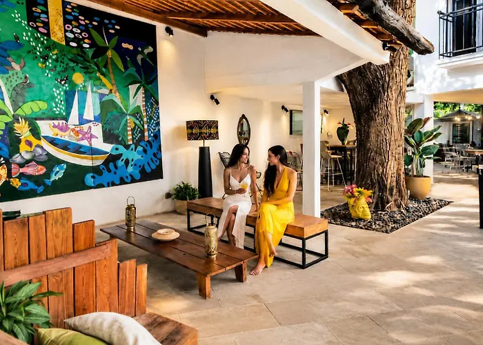 Sous Le Badamier Quiet Boutique Hotel With Pool Near Grand Baie