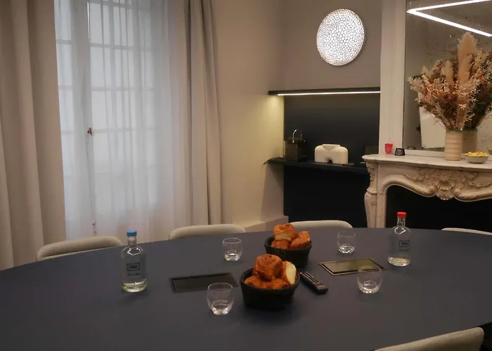 TRIBE Paris Batignolles