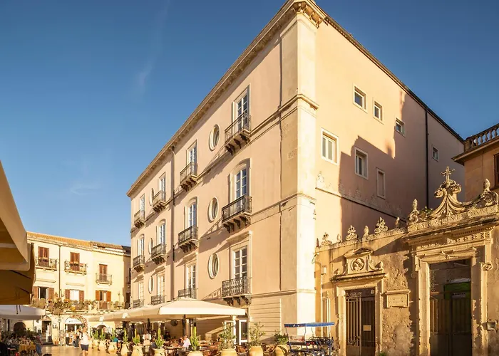 Palazzo Artemide - Vretreats, An Slh Hotel Syracuse