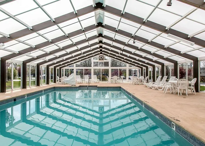 Quality Inn & Suites Middletown - Newport