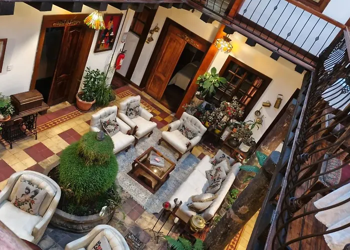 Hotel Cantuna